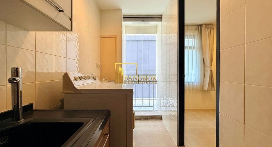 Wohnung zur Miete mit 3 Zimmer in Khlong Toei, Bangkok