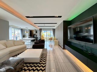 Apartamento en alquiler de 2 habitaciones en Watthana, Bangkok