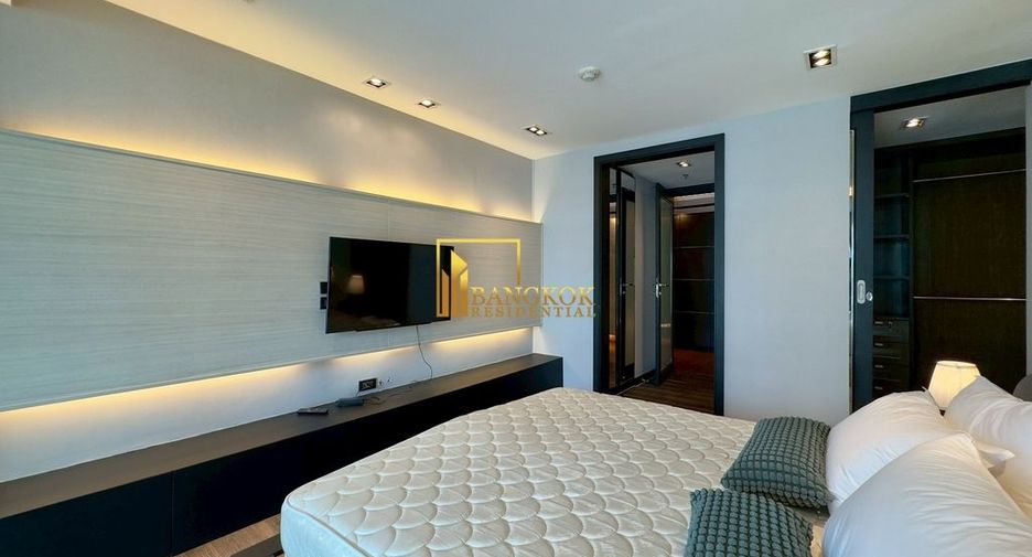 For rent 2 bedrooms apartment in Watthana, Bangkok