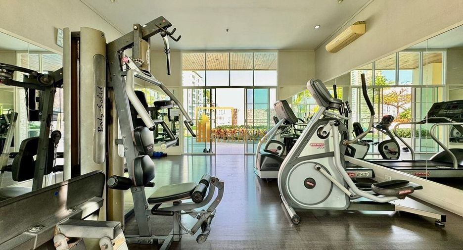 For rent 2 bedrooms apartment in Watthana, Bangkok