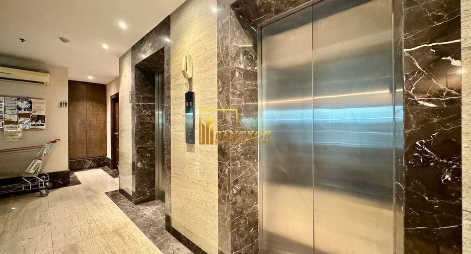 For rent 2 bedrooms apartment in Watthana, Bangkok