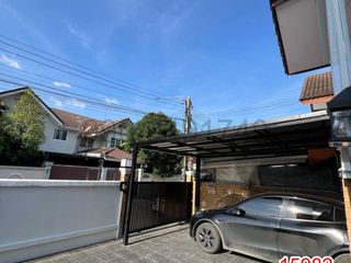 出租 3 卧室 独立屋 在 Lam Luk Ka, Pathum Thani