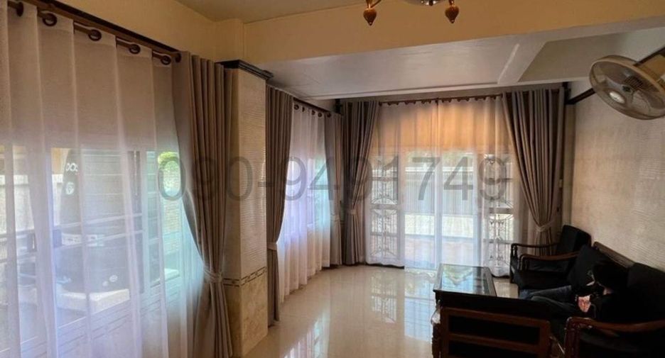 For rent 3 ベッドルーム house in Lam Luk Ka, Pathum Thani