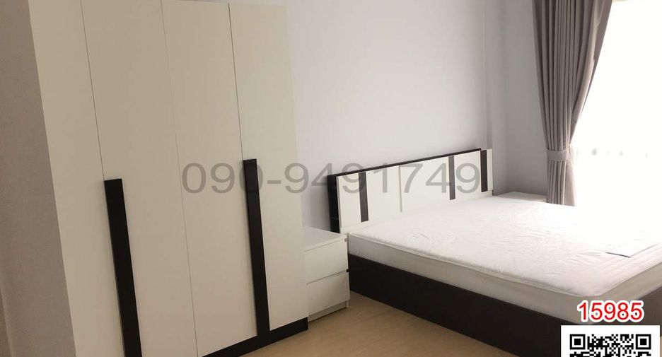For rent 3 bedrooms townhouse in Sathon, Bangkok