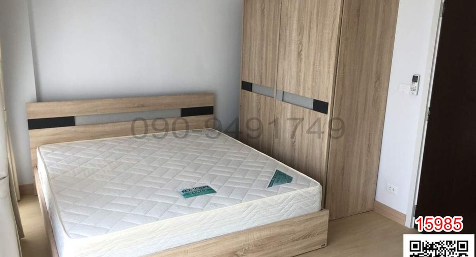 For rent 3 bedrooms townhouse in Sathon, Bangkok