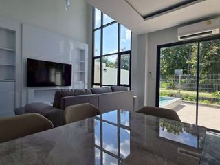 For sale 3 bedrooms villa in Mueang Chiang Mai, Chiang Mai