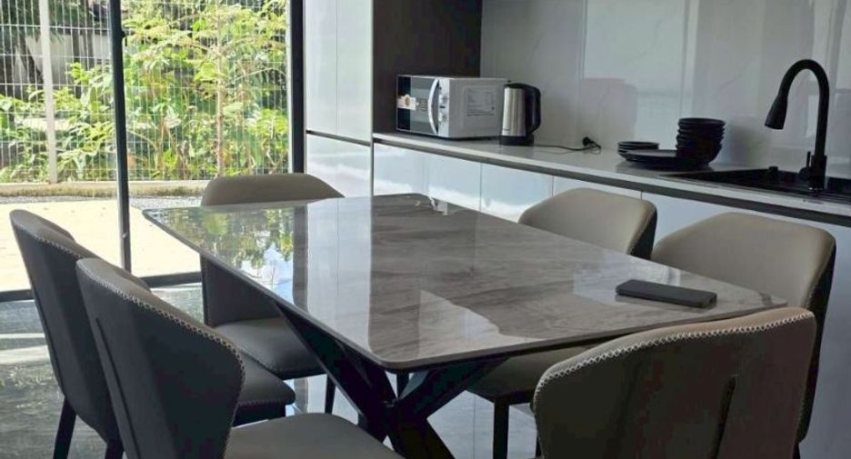 For sale 3 bedrooms villa in Mueang Chiang Mai, Chiang Mai