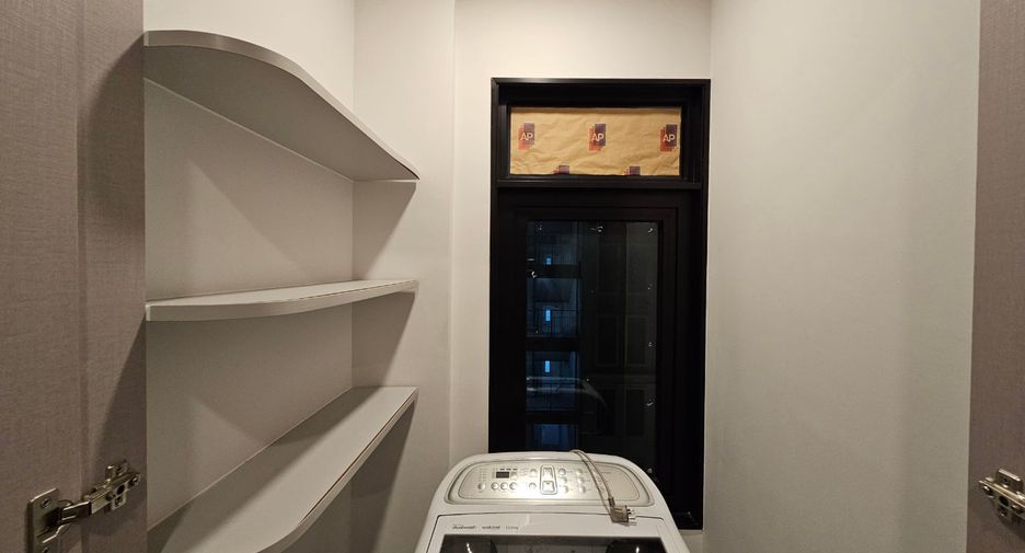 For sale 2 bedrooms condo in Din Daeng, Bangkok