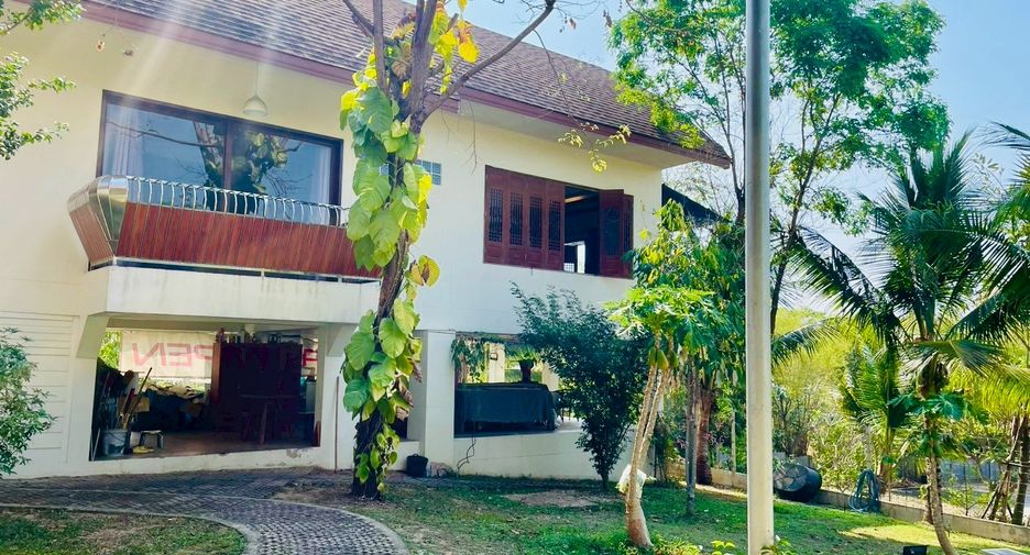 For sale 4 bedrooms retail Space in Mae Rim, Chiang Mai
