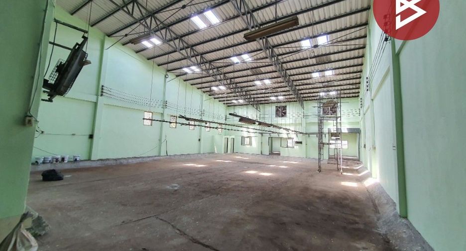 Gewerbefläche zum Kauf in Bang Khun Thian, Bangkok
