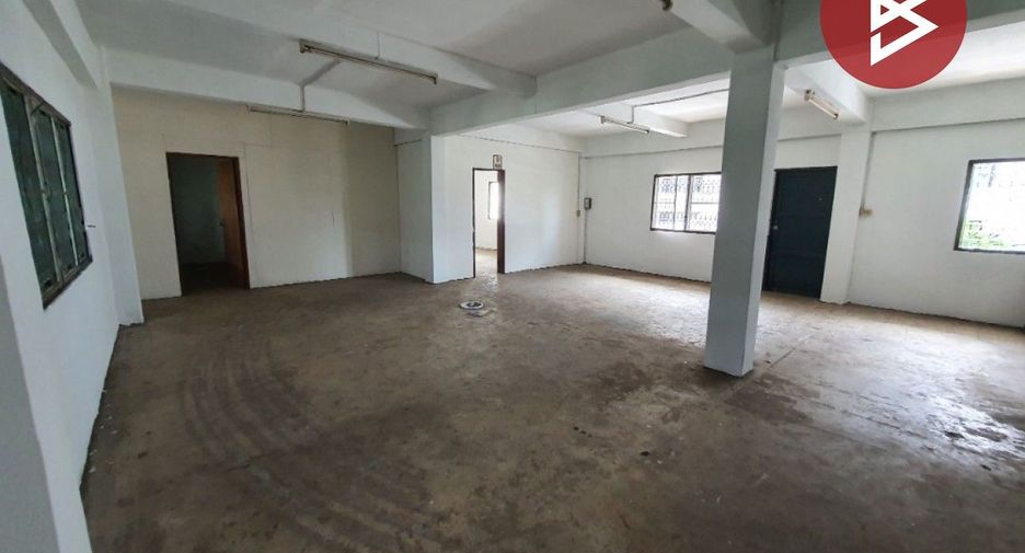 Gewerbefläche zum Kauf in Bang Khun Thian, Bangkok