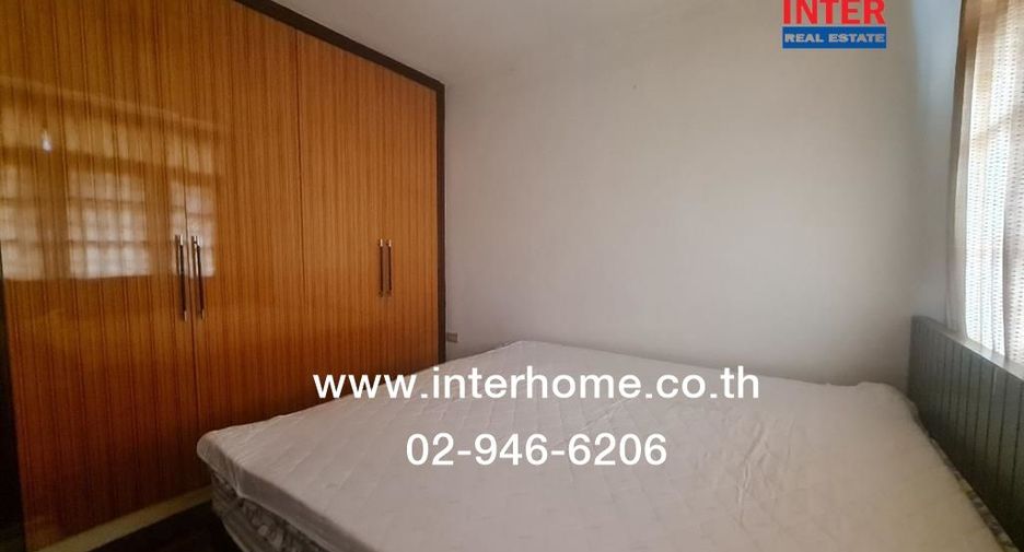 For sale 5 bedrooms house in Thung Khru, Bangkok