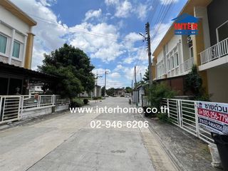 Casa adosada en venta de 4 habitaciones en Mueang Samut Sakhon, Samut Sakhon