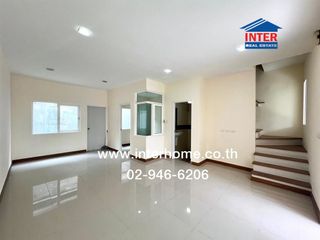 Casa adosada en venta de 4 habitaciones en Mueang Samut Sakhon, Samut Sakhon