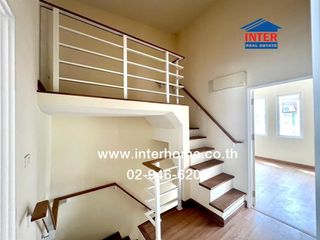 Casa adosada en venta de 4 habitaciones en Mueang Samut Sakhon, Samut Sakhon