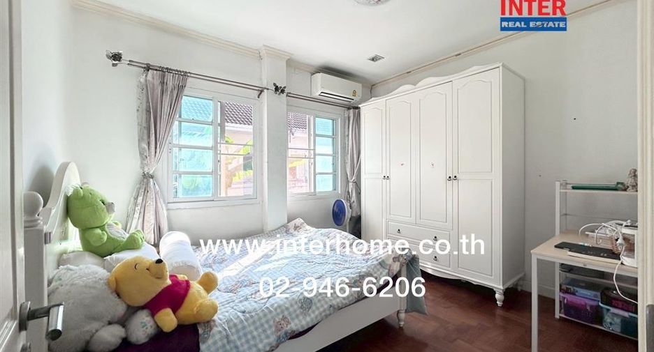 For sale 4 bedrooms house in Khlong Sam Wa, Bangkok
