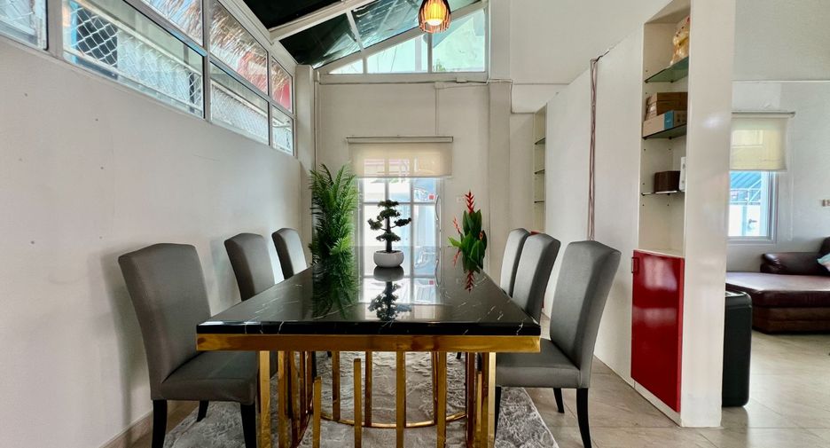 For rent 3 bedrooms house in Bang Lamung, Chonburi
