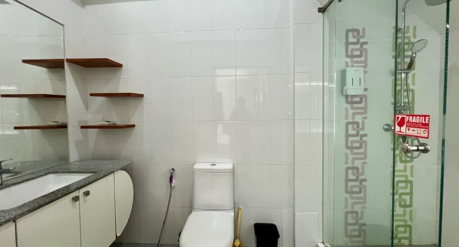 For rent 3 bedrooms house in Bang Lamung, Chonburi