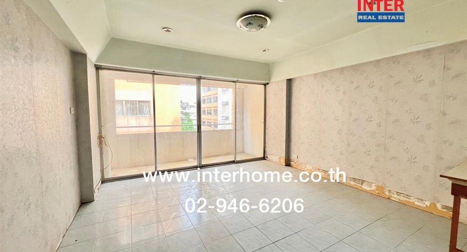 For sale 1 bed condo in Thanyaburi, Pathum Thani