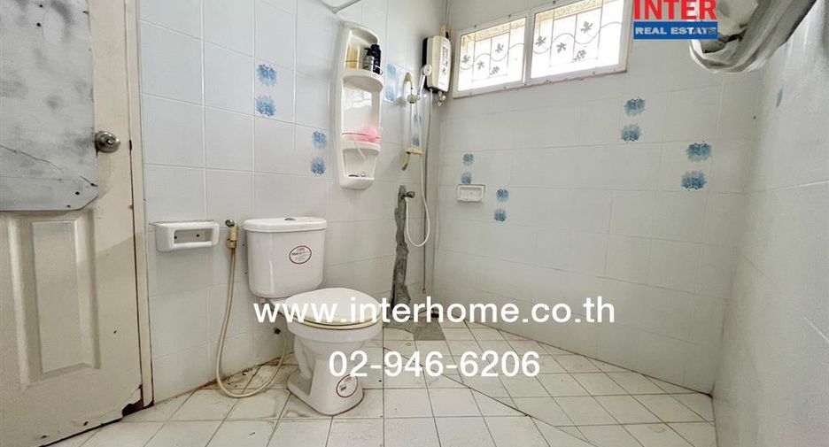 For sale 3 bedrooms house in Nong Chok, Bangkok