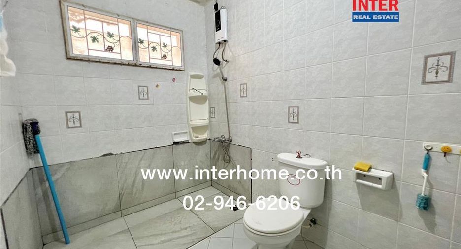 For sale 3 bedrooms house in Nong Chok, Bangkok