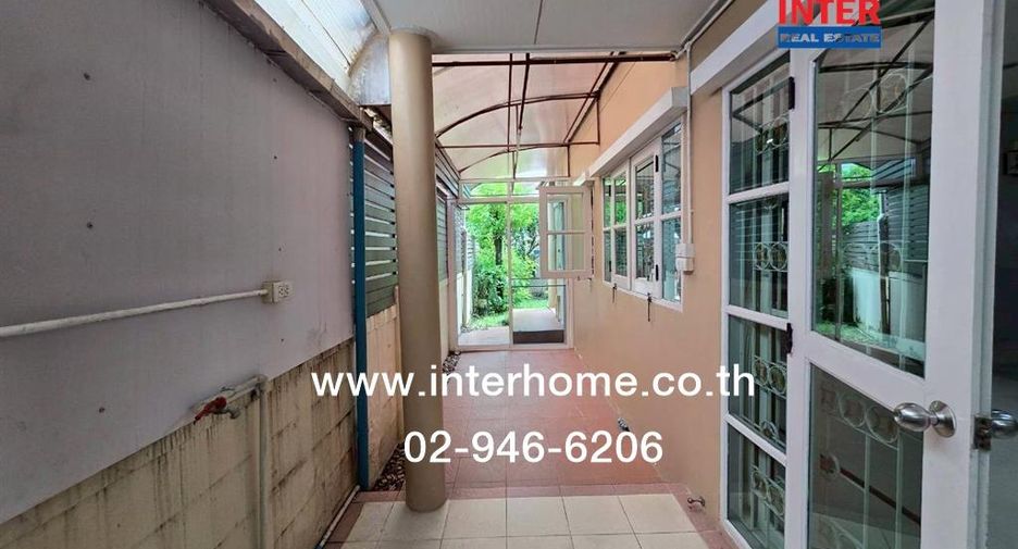 For sale 5 bedrooms house in Bang Khen, Bangkok