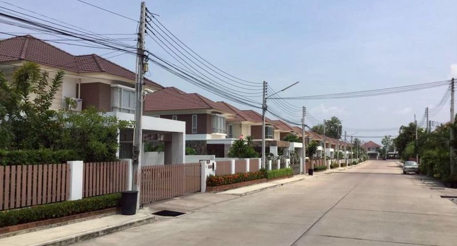 À vendre 5 chambres maison à Bang Lamung, Chonburi