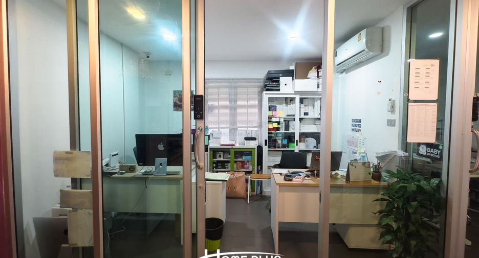 For sale 1 bed house in Wang Thonglang, Bangkok