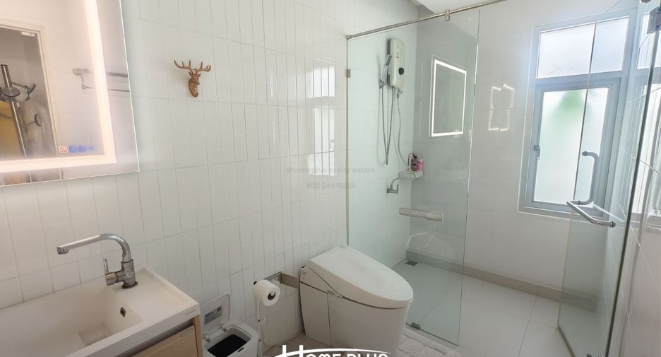For sale 1 bed house in Wang Thonglang, Bangkok