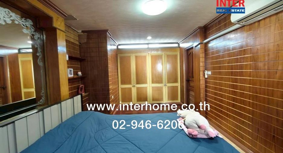 For sale 6 bedrooms house in Din Daeng, Bangkok