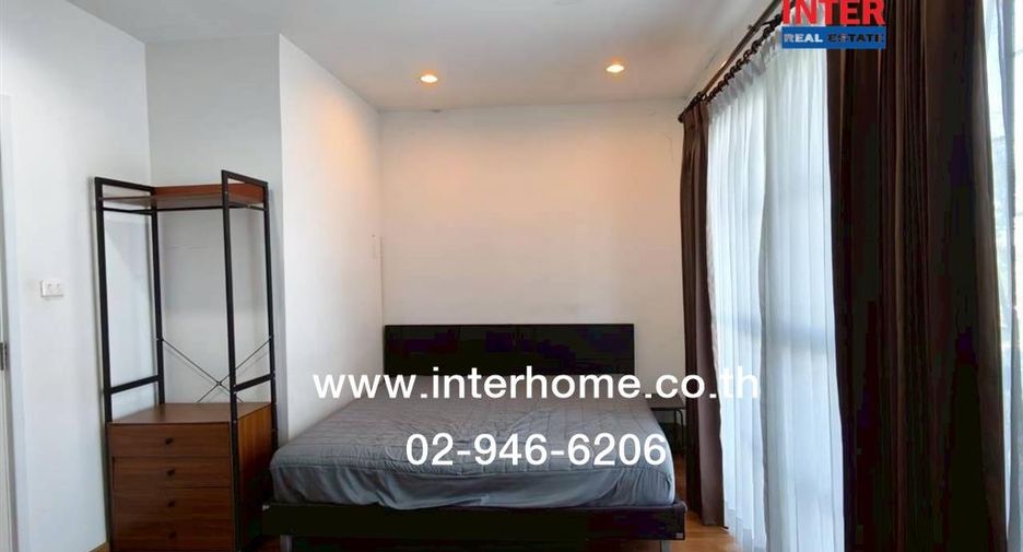 For sale 3 bedrooms townhouse in Khlong Sam Wa, Bangkok