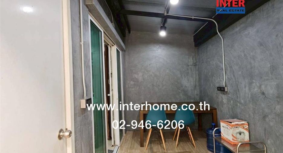 For sale 3 bedrooms townhouse in Khlong Sam Wa, Bangkok