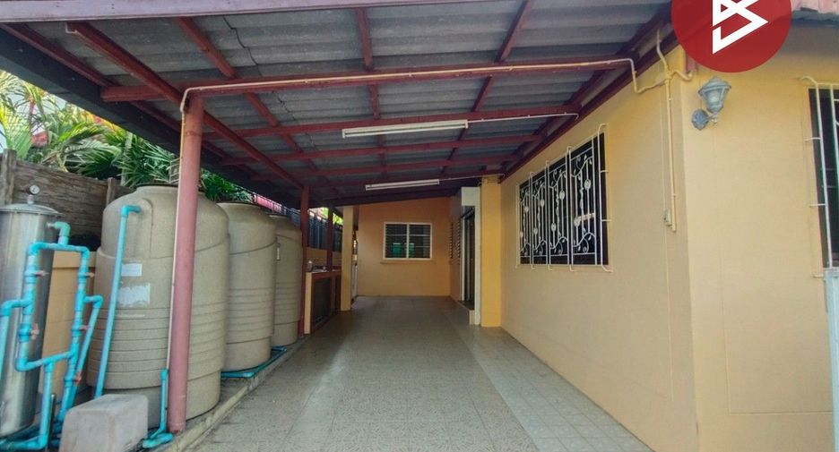 For sale studio house in Mueang Uttaradit, Uttaradit