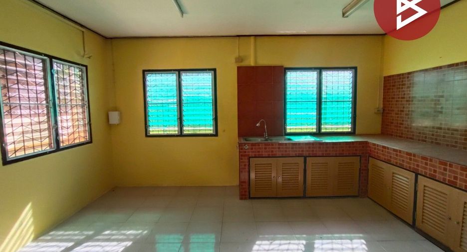 For sale studio house in Mueang Uttaradit, Uttaradit