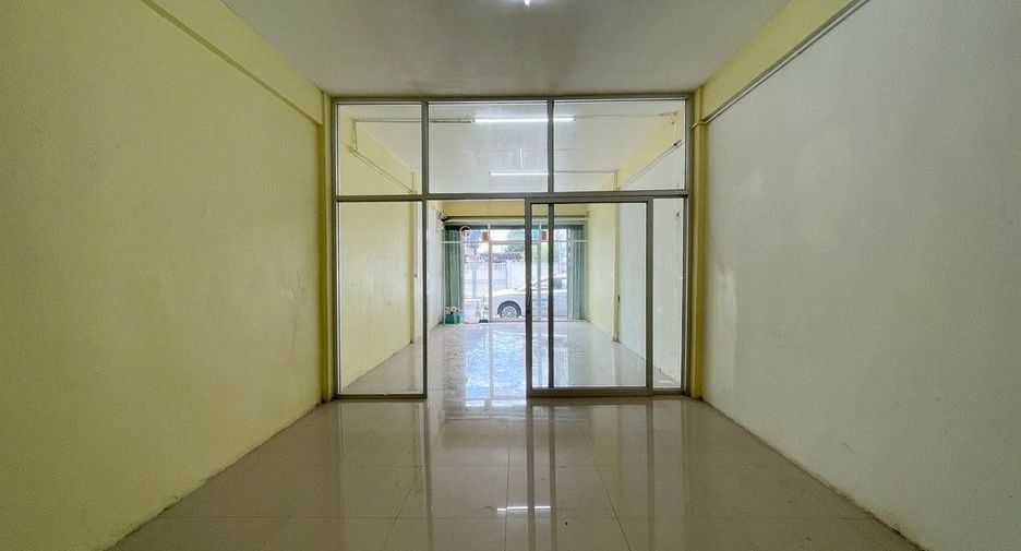 For rent retail Space in Ratchathewi, Bangkok