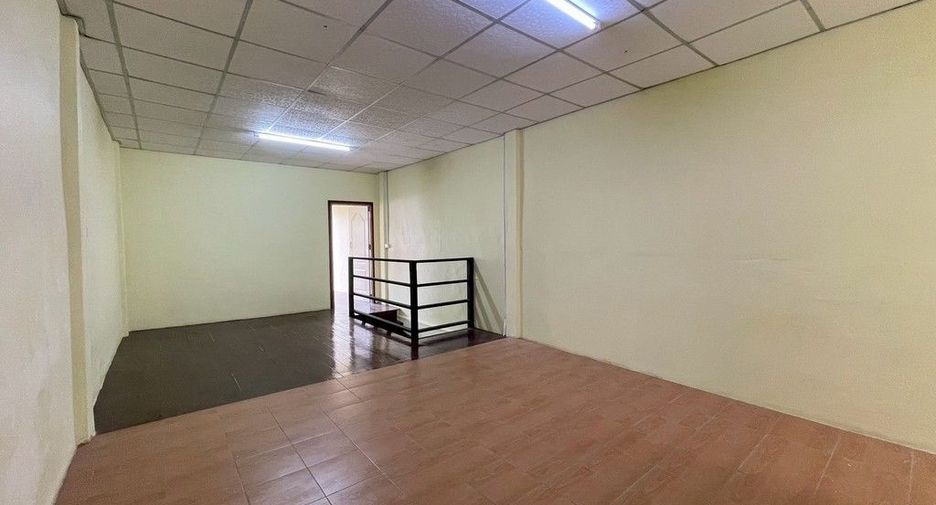 For rent retail Space in Ratchathewi, Bangkok