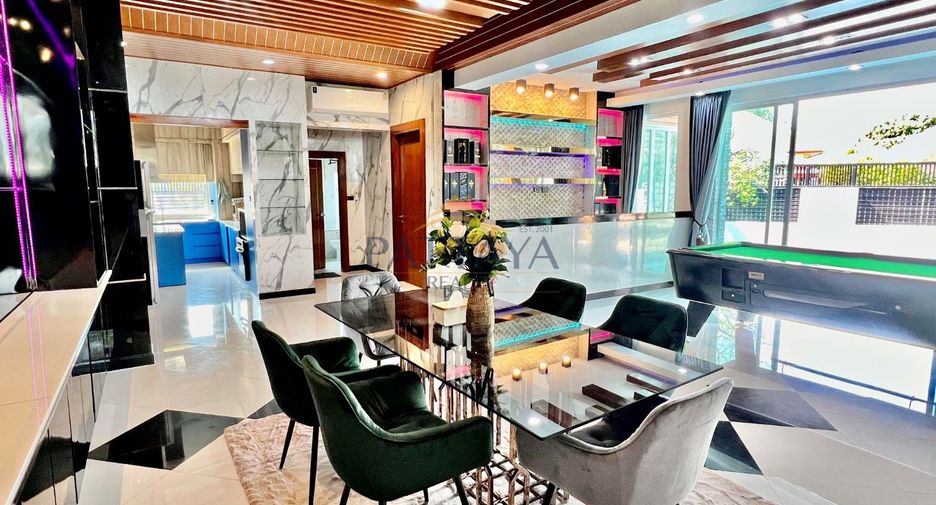 For rent and for sale 4 bedrooms villa in Bang Lamung, Chonburi