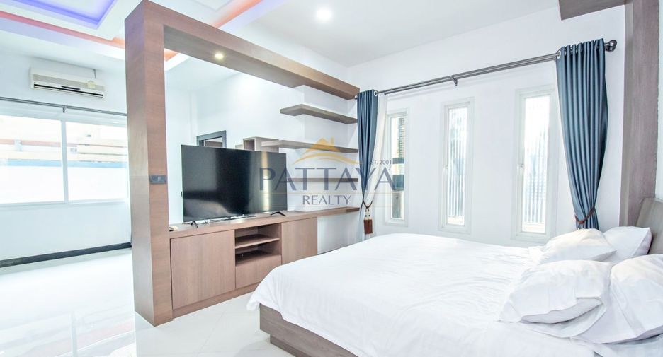 For rent and for sale 4 bedrooms villa in Bang Lamung, Chonburi