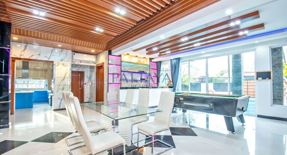 For rent and for sale 4 bedrooms villa in Bang Lamung, Chonburi