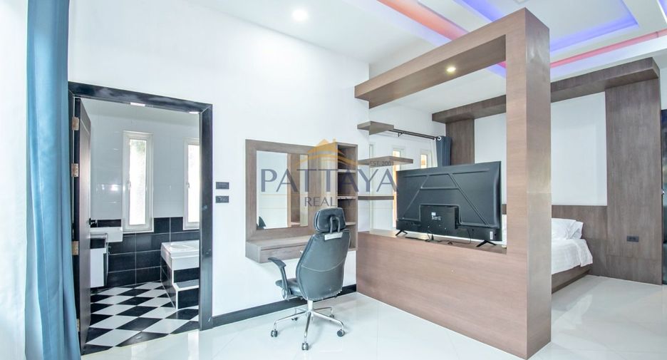 For rent and for sale 4 bedrooms villa in Bang Lamung, Chonburi