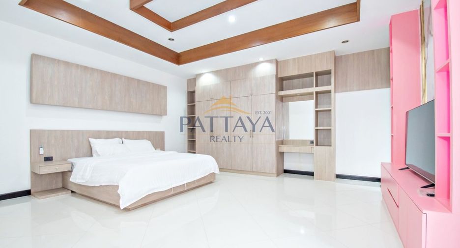 For rent and for sale 4 bedrooms villa in Bang Lamung, Chonburi