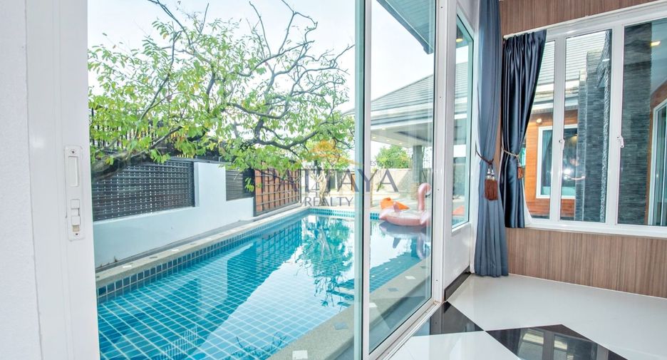 For rent and for sale 4 bedrooms villa in Bang Lamung, Chonburi