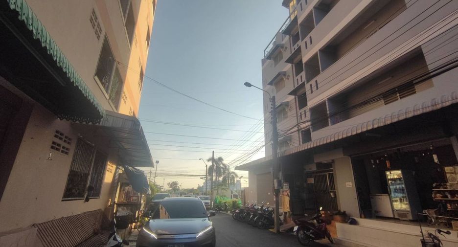 For sale 36 bedrooms apartment in Bang Sao Thong, Samut Prakan