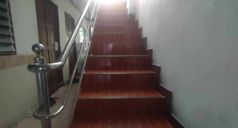 For sale 36 bedrooms apartment in Bang Sao Thong, Samut Prakan