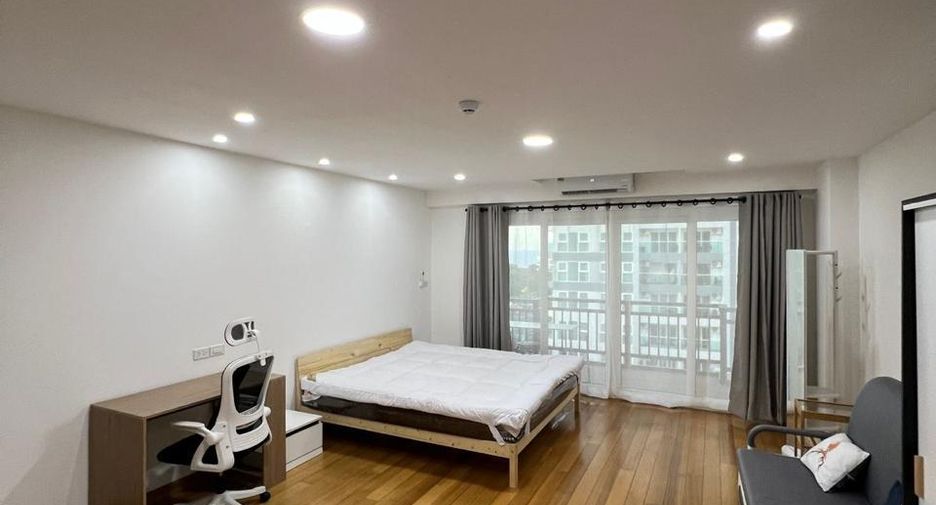 For sale studio condo in Bang Lamung, Chonburi