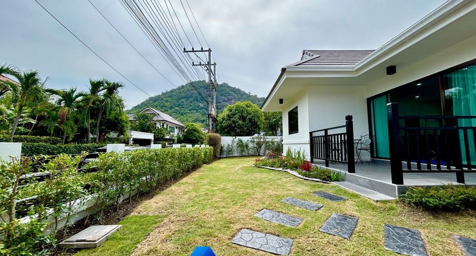 For sale 3 ベッドルーム villa in Hua Hin, Prachuap Khiri Khan