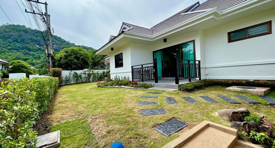 For sale 3 ベッドルーム villa in Hua Hin, Prachuap Khiri Khan