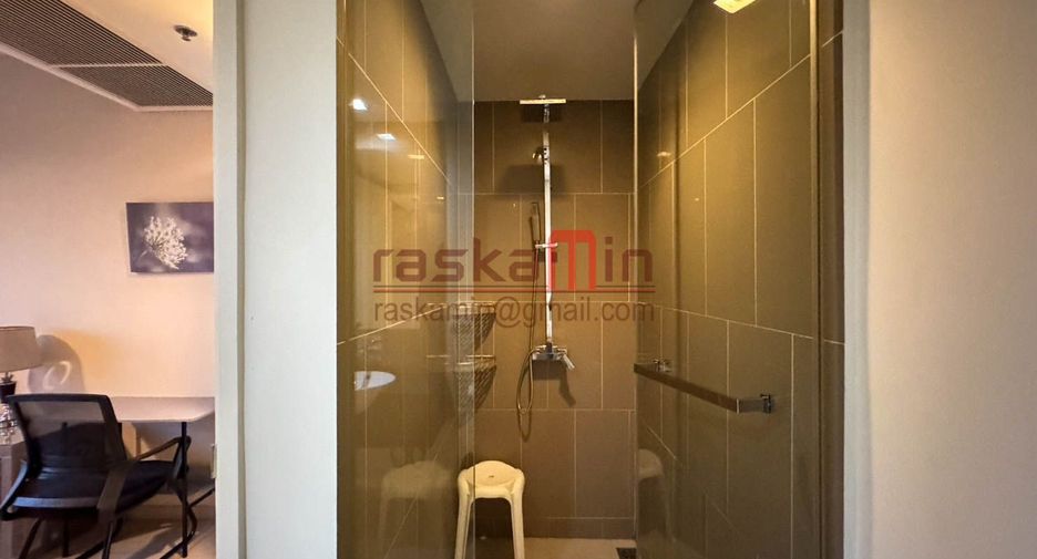 For sale 1 Beds condo in Bang Lamung, Chonburi