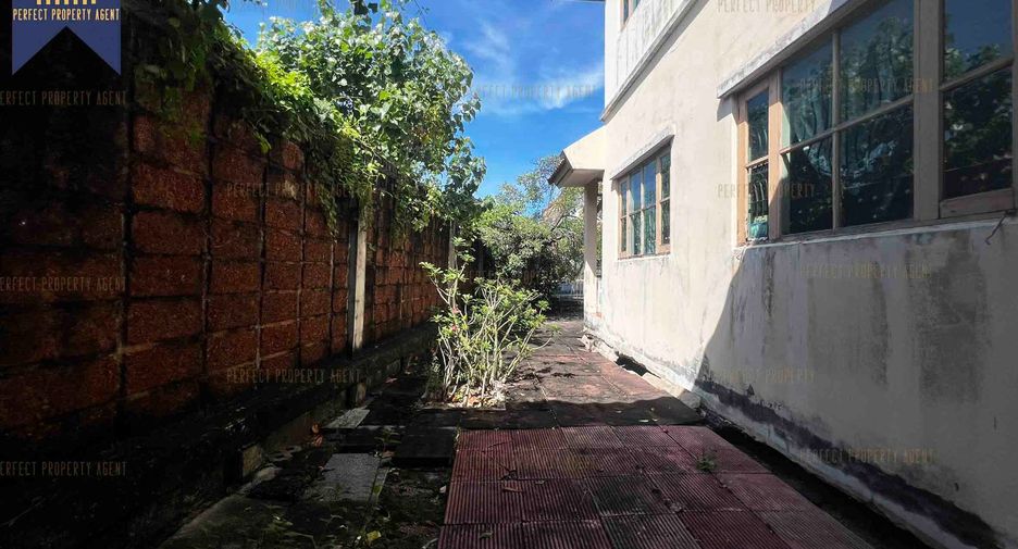 À vendre 3 chambres maison à Thung Khru, Bangkok