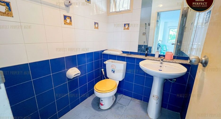 For sale 3 bedrooms house in Thung Khru, Bangkok